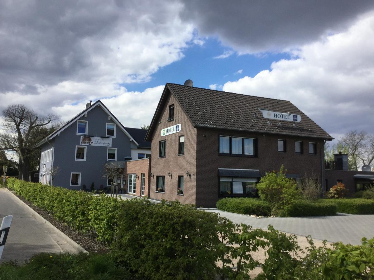 Hotel Zum Alten Schlagbaum Wegberg Exterior photo